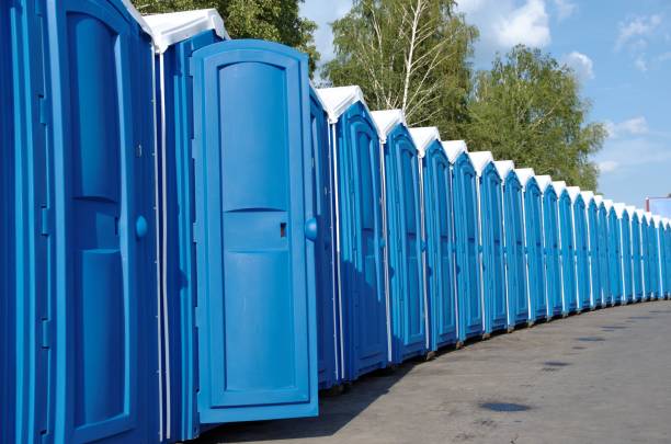 Best Porta potty delivery and setup  in Hanford, CA